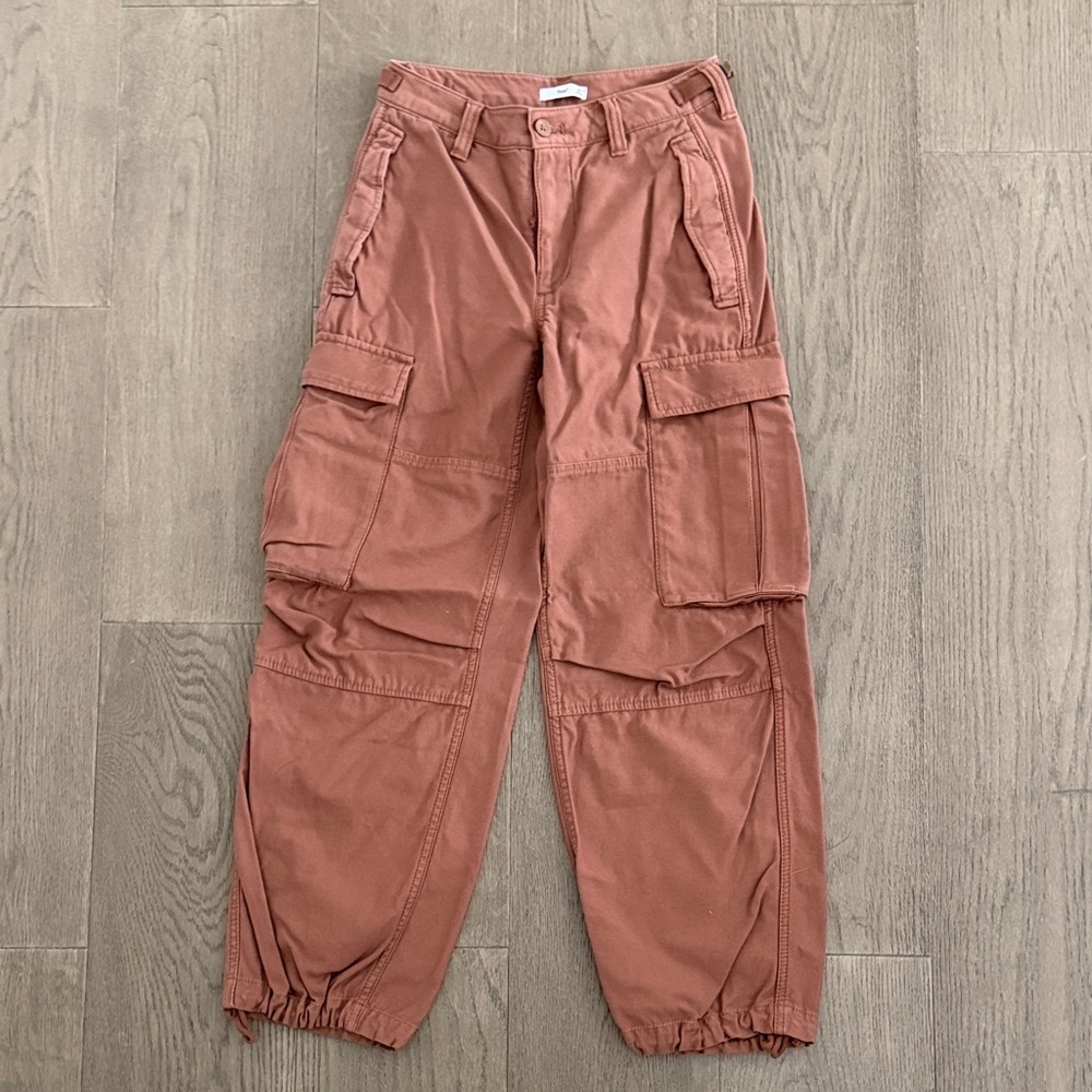 Aritzia TNA Cargo Pants